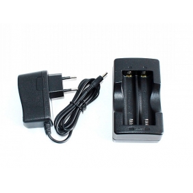 Wholesale HXY Digial Li-Ion Battery Charger for 18650 and 17670