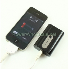 Wholesale 5200mah portable mini power bank best for traveling with LED
